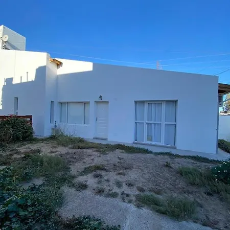 La Alegre! Hermosa Casa Centrica Y Cerca Del Mar Puerto Madryn Exterior photo